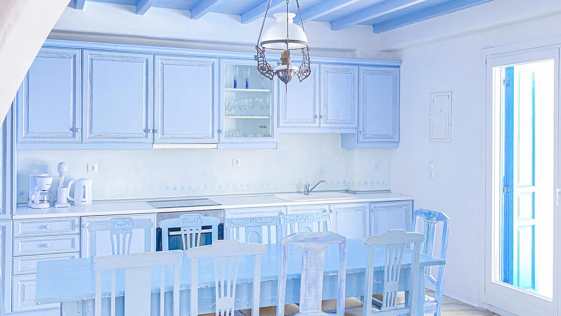 Harmony Suite IV – 3 Bedroom Premium Sea View Apartment with Pool in Mykonos