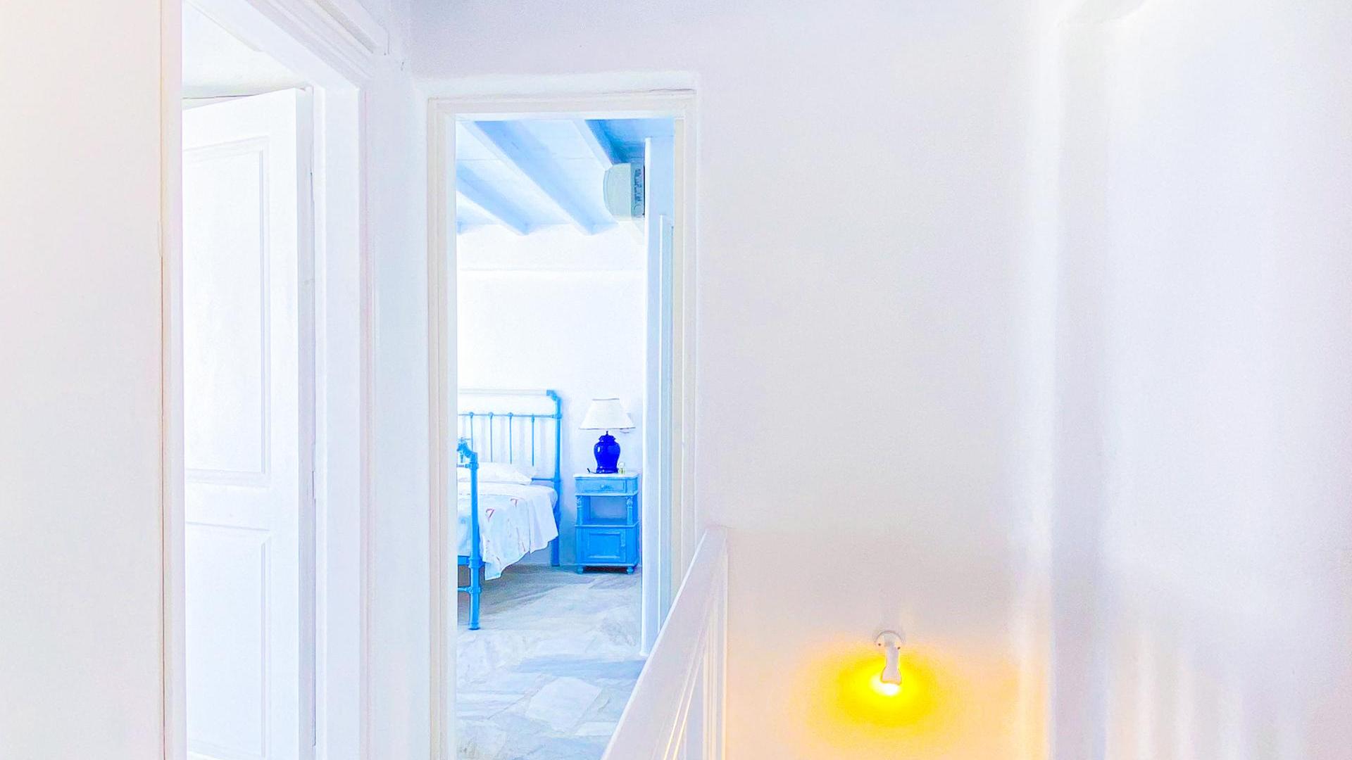 Harmony Suite IV – 3 Bedroom Premium Sea View Apartment with Pool in Mykonos